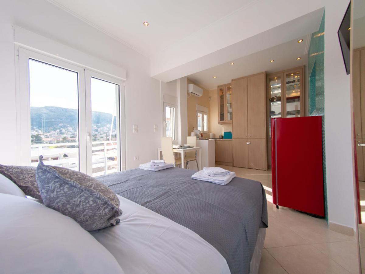 Lux Sea - * Porto Rafti
